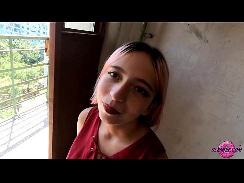 ❤️ Sha'awar ɗalibi yana tsotsar Baƙo a Waje - Cum A Fuskarsa ☑ Batsa na dubura ❌️❤